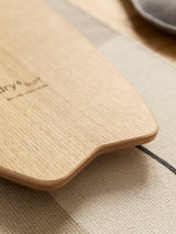 Produkt Detailfoto tail des drySurf Balance Board aus Holz.